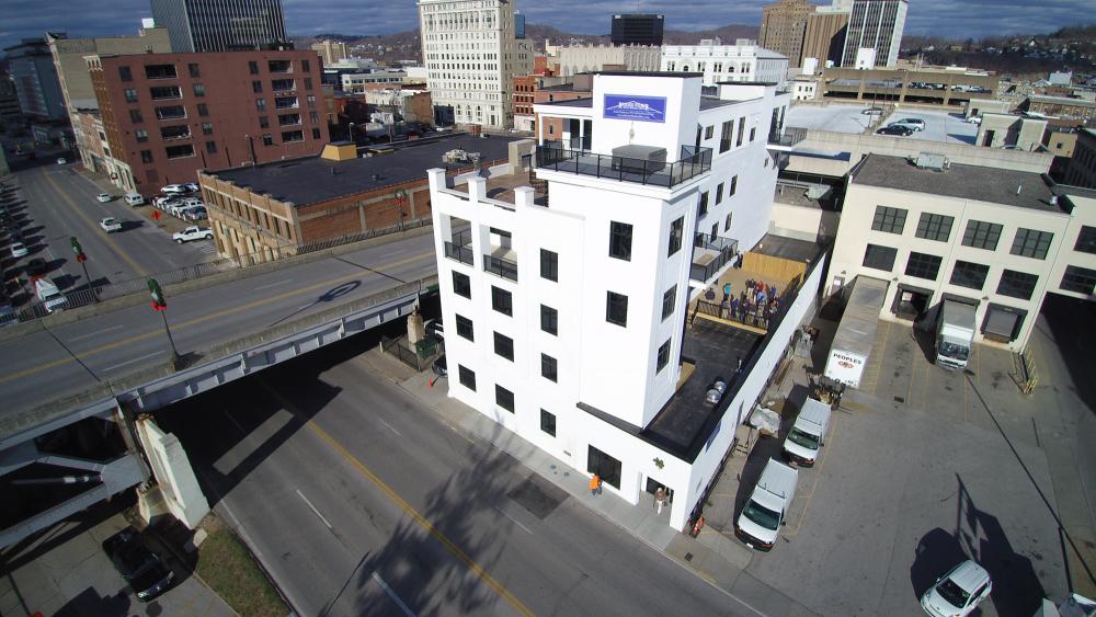 950 Kanawha Blvd E