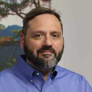 Peter Smolinski headshot