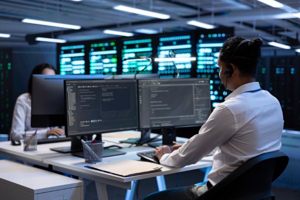 Managed IT Services Specialist Providing Client Maintenance & Support