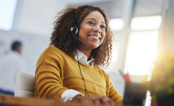 VoIP Phone System Specialist Sharing Her Expertise & Experience