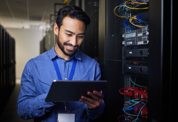 IT Specialist Updating & Patching Software For Client Server