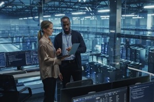 male cloud architect and female database engineer review