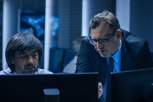 government chief of cyber security consults operations officer who works on computer